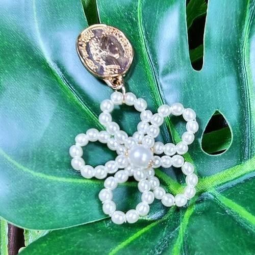 [하프클럽][썬비쥬]D 코인 모조 진주 꽃 귀걸이 패션 자체제작