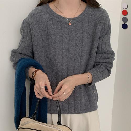 [유니제이] 톨루카 케이블 라운드넥 니트티