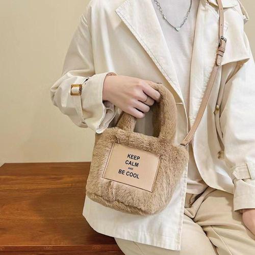 숄더백 겨울가방 여성가방 여문패치 미니멀 보들퍼 크로스백 핸드백다이어리케이스 HWD30407