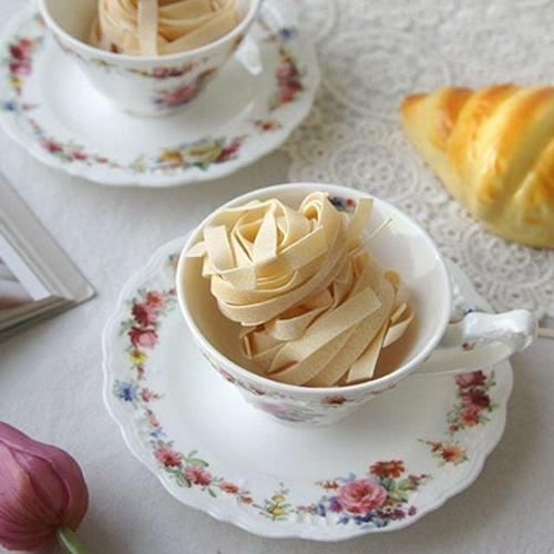 로즈부케 본차이나 커피잔 2인세트 세련된 머그컵 선물용 찻잔 WFK0FA2