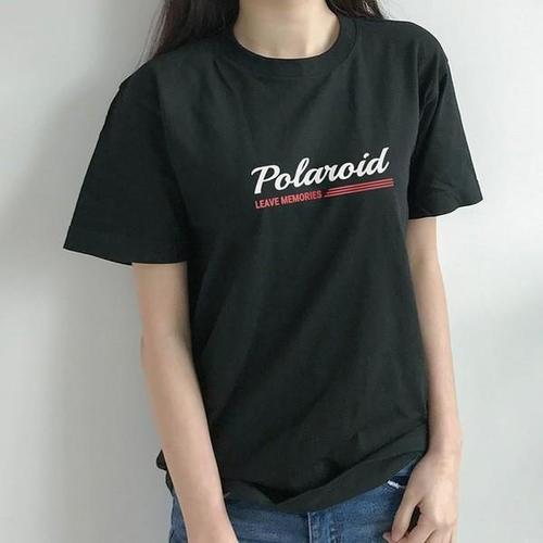 [셀러허브_여성트랜드패션]폴라로이드 레터링 오버핏 여름 반팔티 블랙