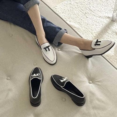 [라일리의류] Rly 발등 리본장식 포인트 투톤 테두리 라인 클래식 로퍼