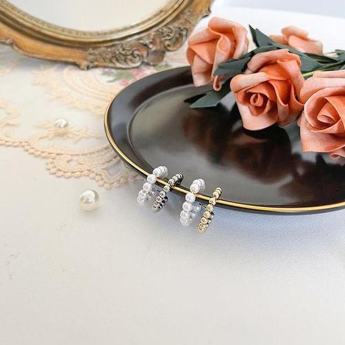 하프클럽 [신상오픈런]딜아레 이어커프 선 여성 트위스트 더블 비즈펄 이어링