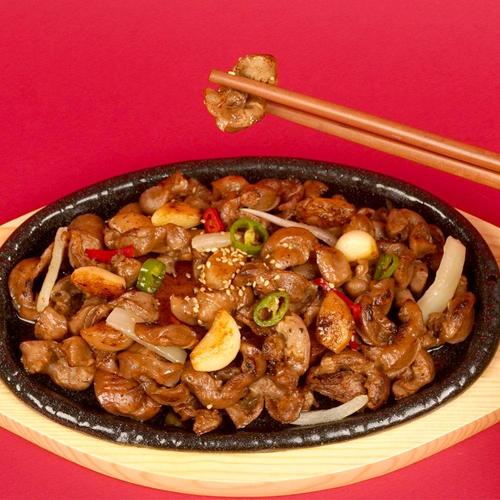 (주)고향식품 [쿡앤라이프]통마늘닭똥집볶음300gX5팩