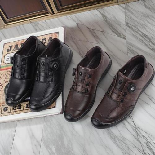 [미라클세븐][M7] 남자 레더 초경량 단화 스핀락 구두