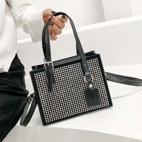 스터드 스퀘어 토트 크로스백 20대가방 WFL8Y4I