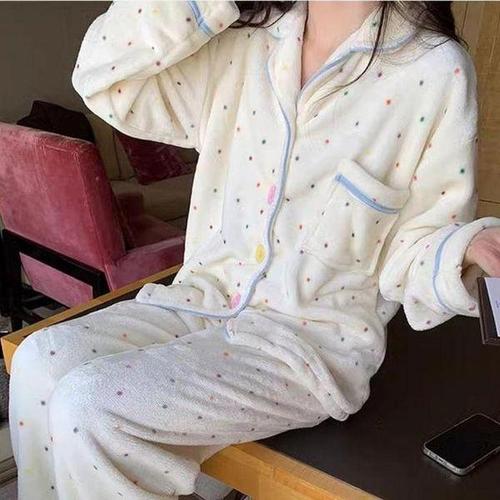 [셀러허브_여성트랜드패션]IT-25041 포근한 파자마세트 달콤컬러도트