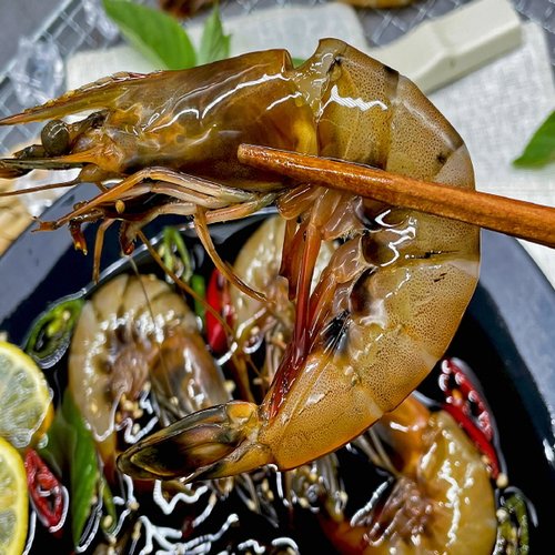 간장새우장1kgx2통 1통당18미 내외 껍질안깐 새우