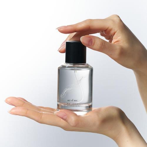 셀러허브 미오브미 니치 향수 50ml  바카라루쥬540