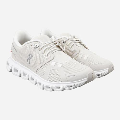 [온러닝]5F 3WF10060755 여성 클라우드 6 펄 화이트