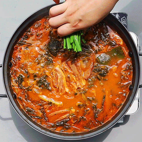 [삼복더위 3차완판] 잡내없는 흑염소 모듬전골 6-7인분 (1.2kg×2팩) / 보양식,몸보신,기력보충