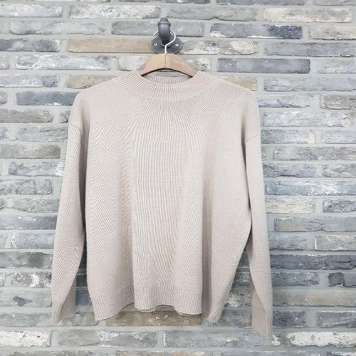 셀러허브 [짱짱맨인걸] 모던하프넥니트